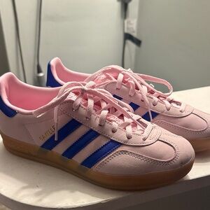 Adidas Women's Pink and Blue Gazelle Sneakers